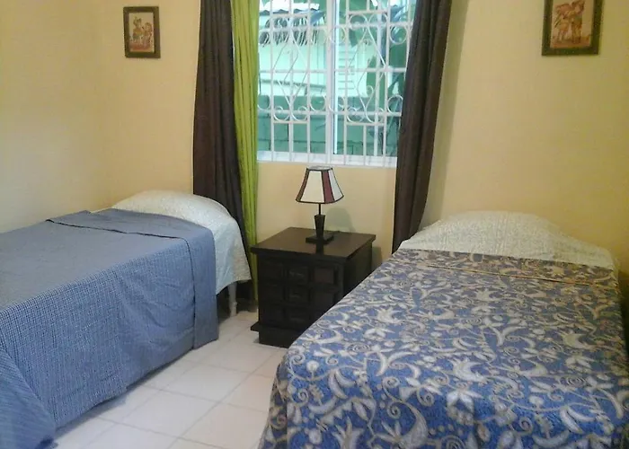 Relax In Sunny Montego Bay, Jamaica Homestay *